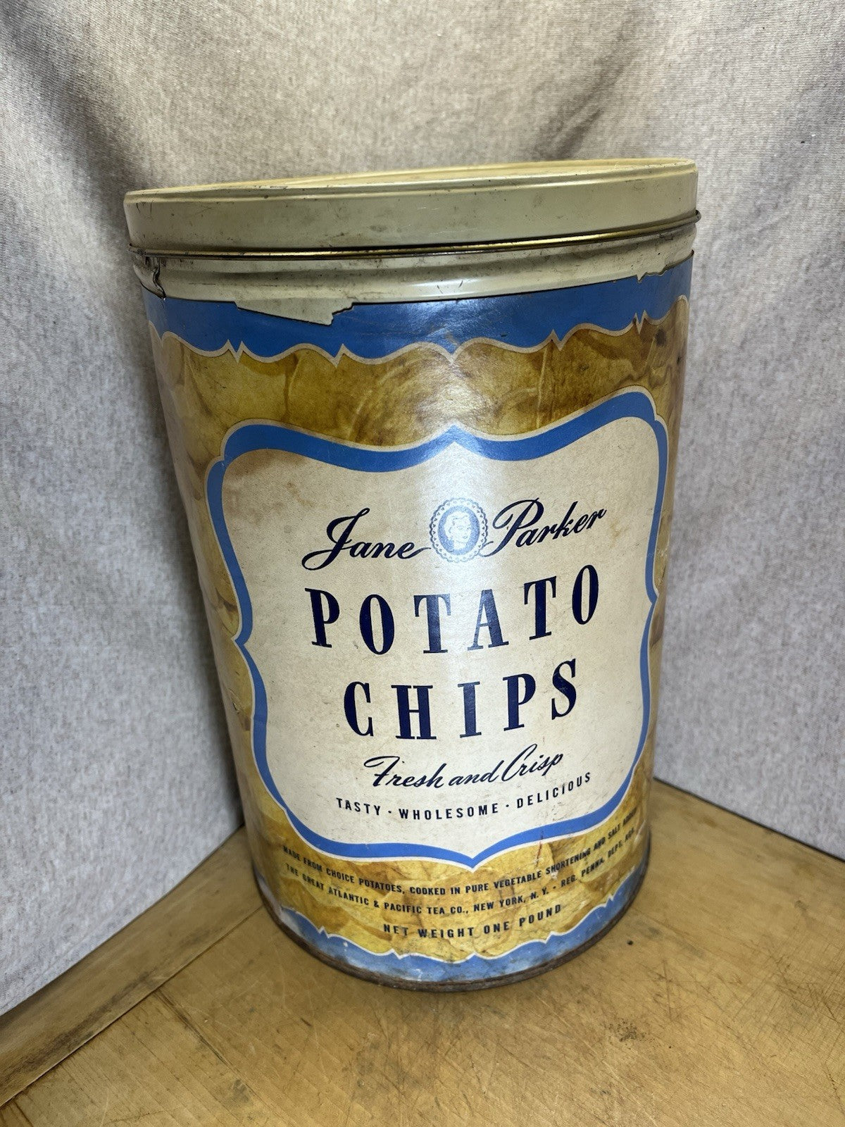 Vintage A&P Jane Parker Potato Chips Tin Canister 1 lb Copper