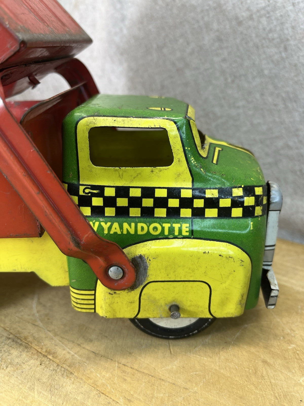 Wyandotte Tin Litho Toy Dump Truck W/ Plow