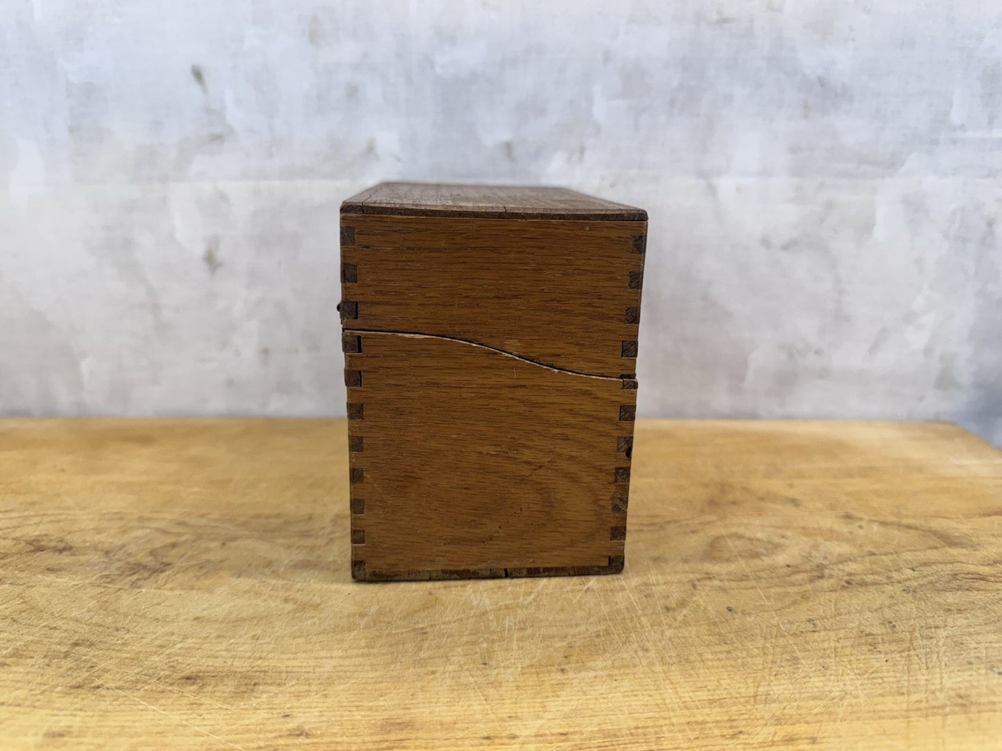 Wooden Dovetail Recipe Box Vintage #1058