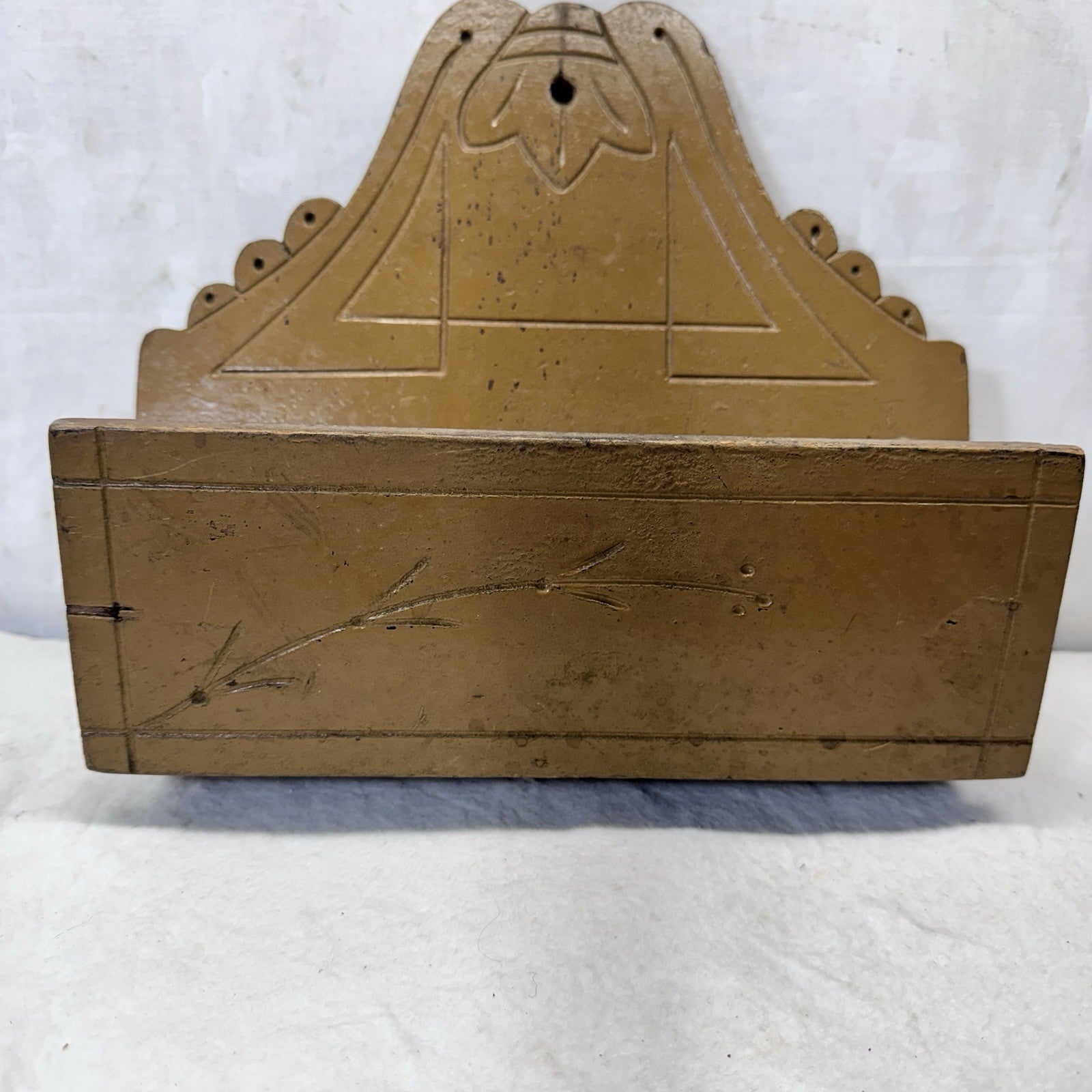 Primitive Mustard Color Candlebox