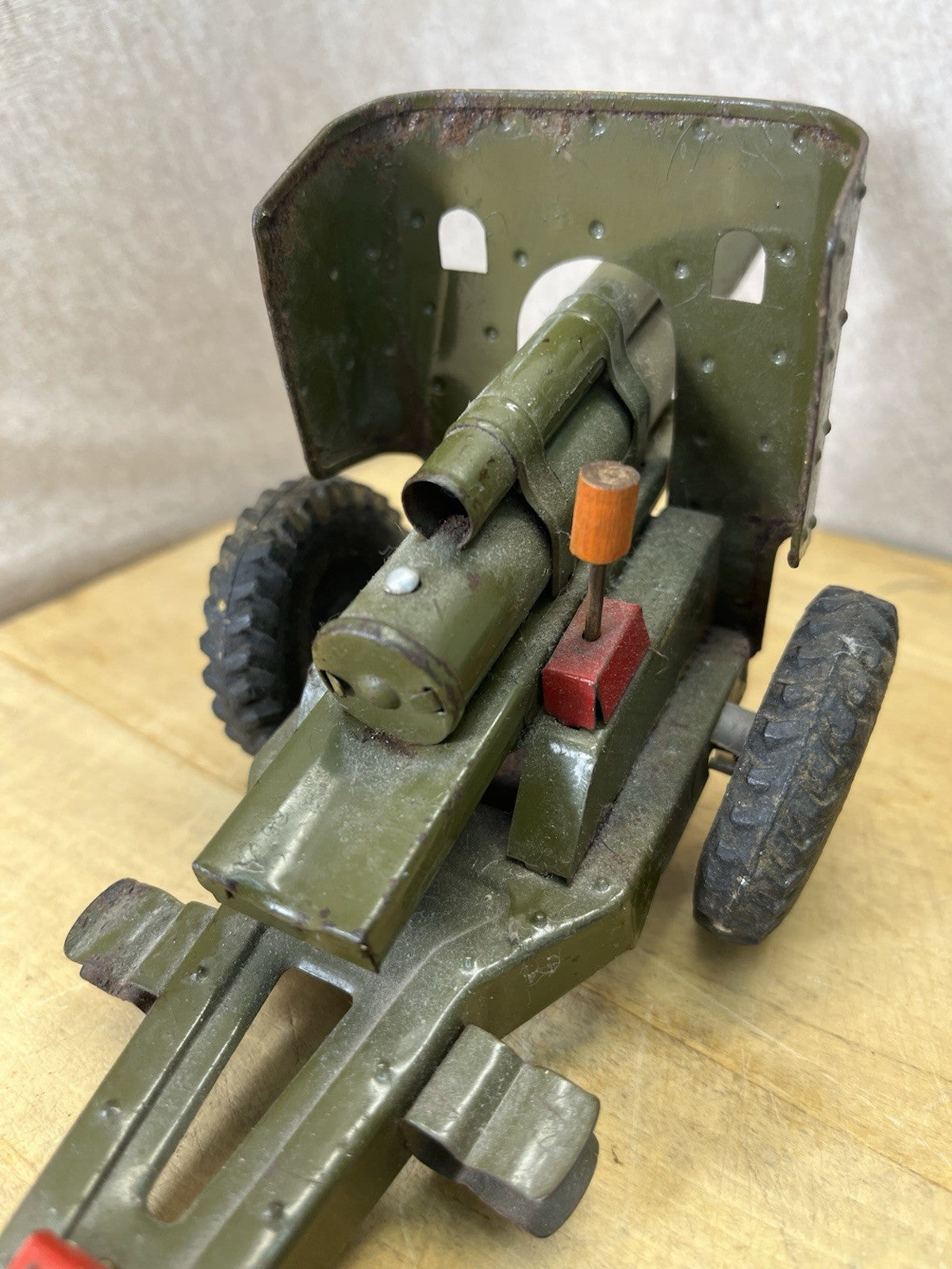 Vintage Tin Friction Jeep W/ Toy Working Spring Howitzer Gun