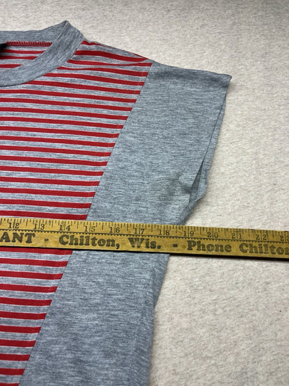 1980-90s Women’s Grey & Red Stripe Knit Sleeveless Top