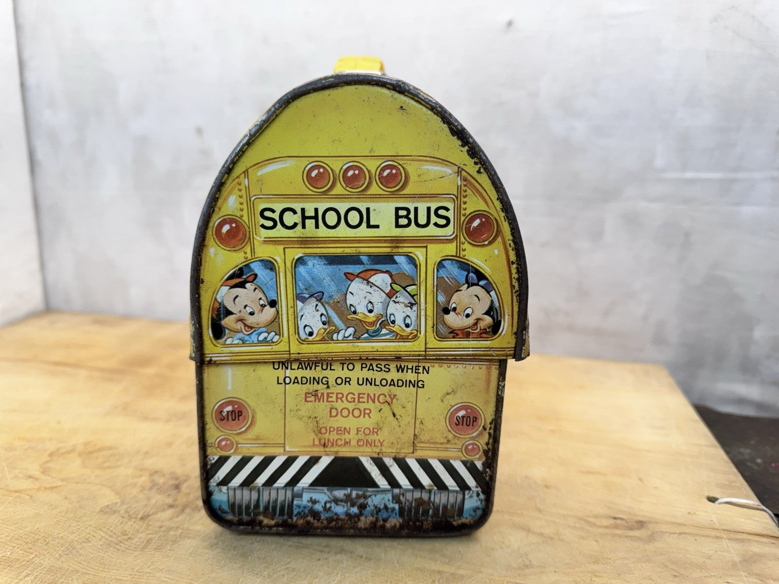 Vintage 1960s Disney's School Bus Lunchbox #S-1507