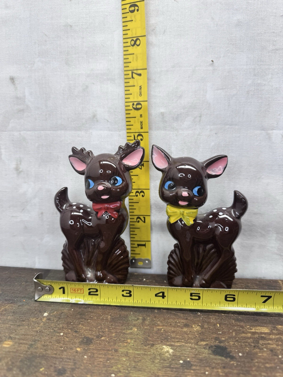 Pair Of Ceramic Reindeer Shakers Vtg #1280