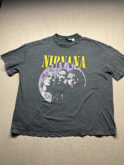 Nirvana H & M Divided XL Tshirt