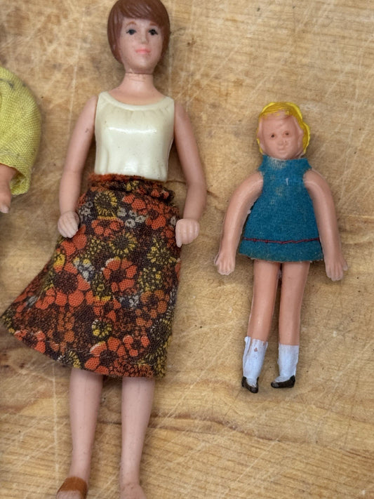 Vintage Mini Play Dolls #1233