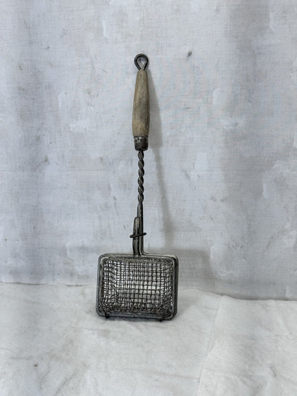 Wire Metal Vintage Soap Saver Wooden Handle