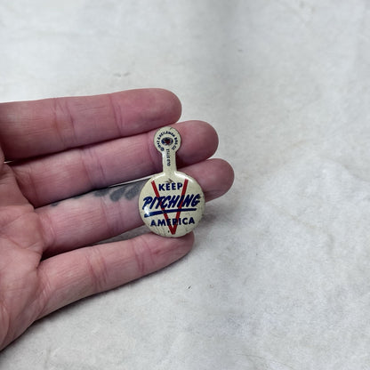 Keep Pitching America 1942 G Heileman Brewing Patriotic Vintage Pin