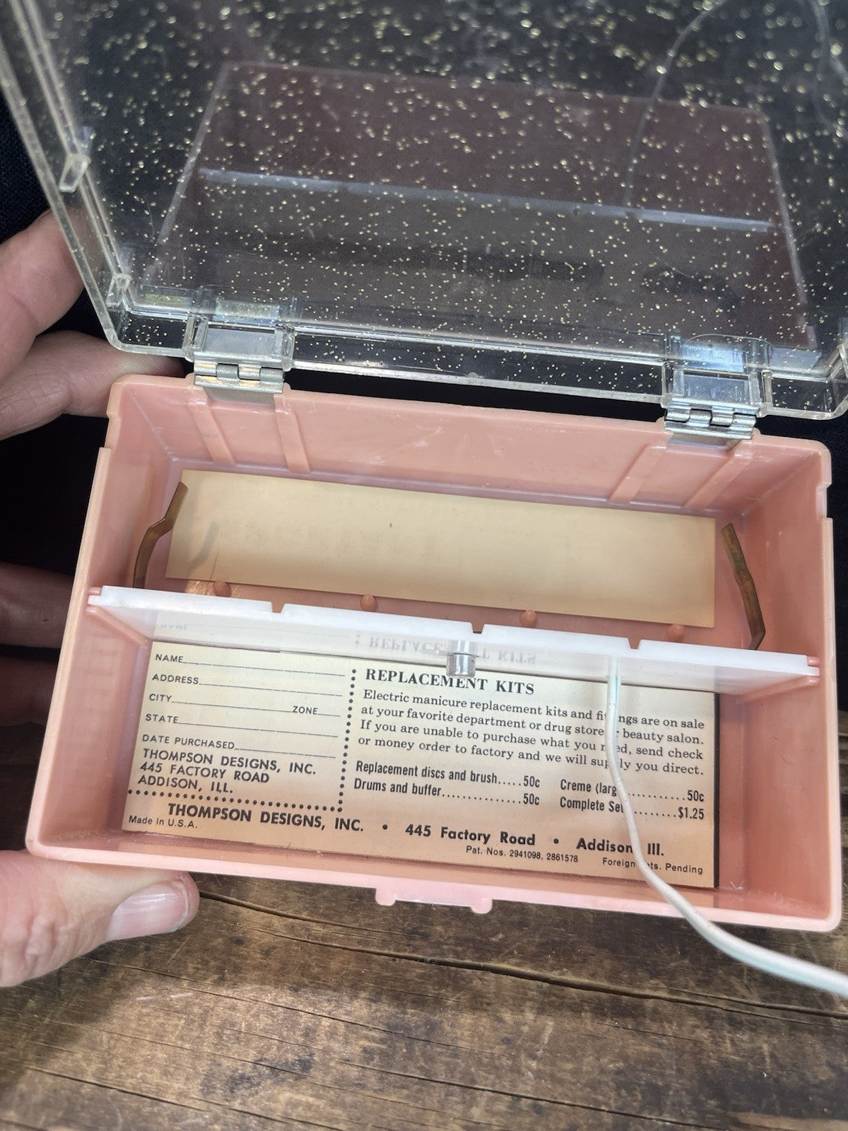 Vintage Modern Thompson Battery Manicure Set No Chips ,cracks Or Melting 