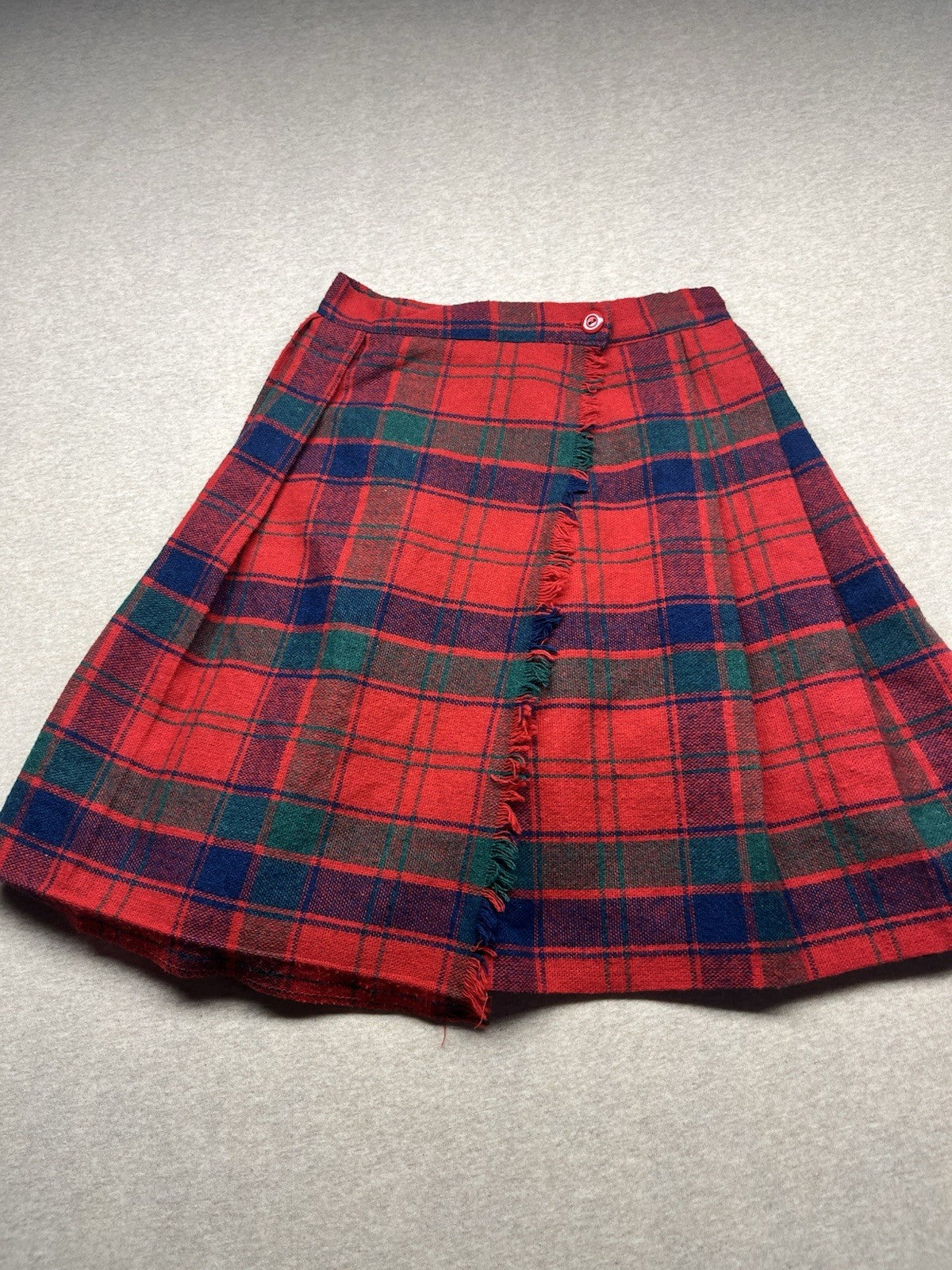 1960-70s Red Pleated  Plaid Wool Skirt