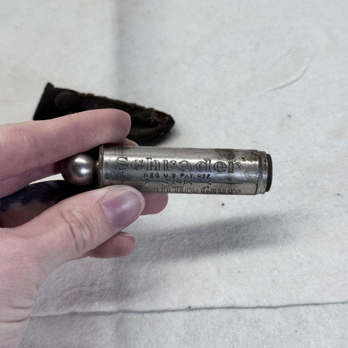 Schrader Balloon Tire Gauge With Case Vintage 