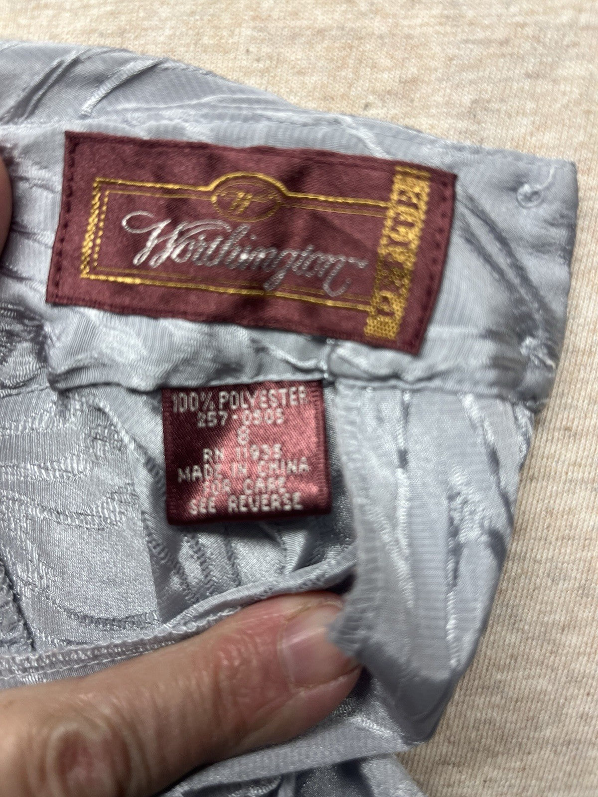 1970s, 80s Women’s Grey Nylon L Sleeve Padded Top