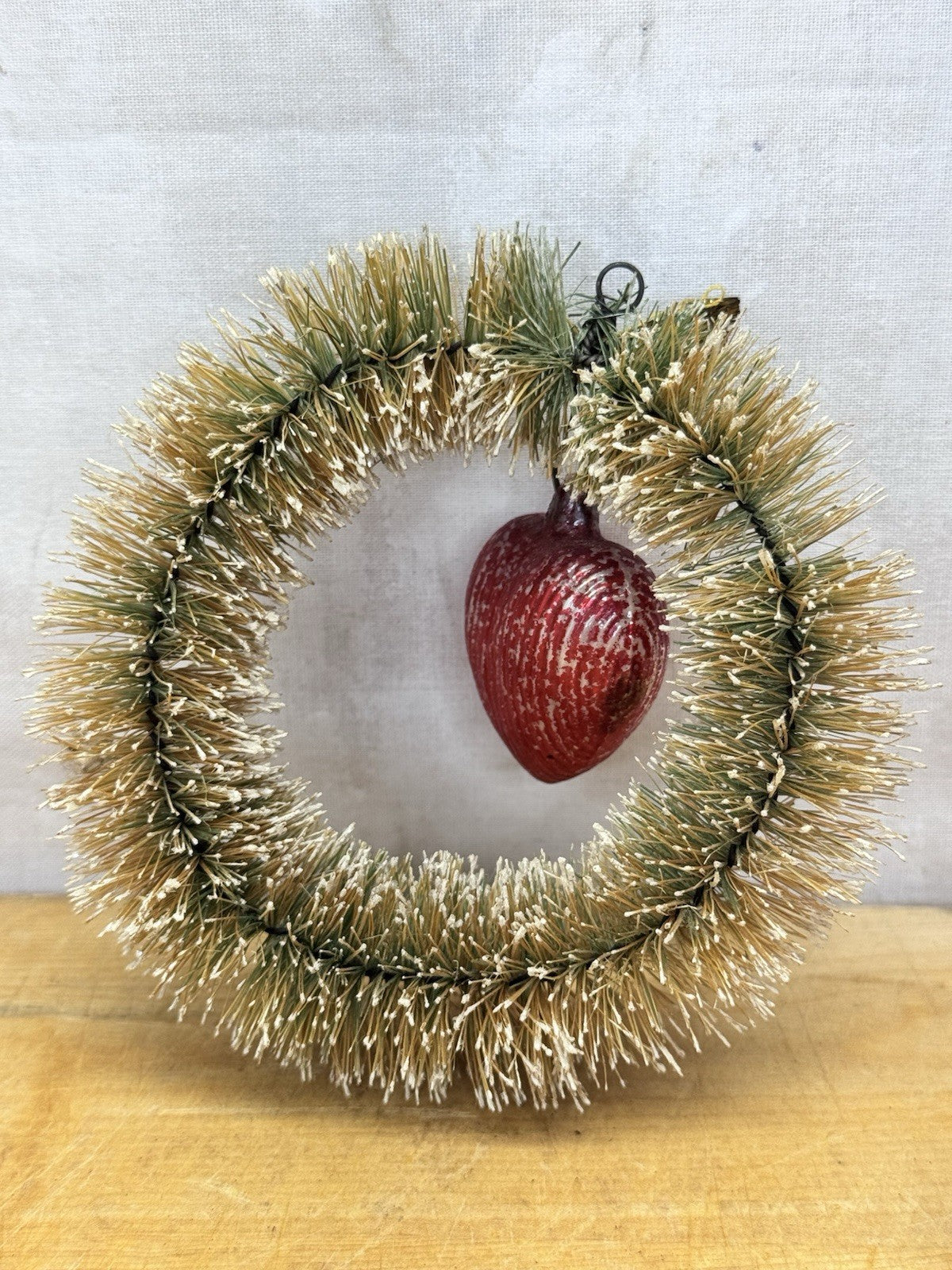 Victorian Ornament #1151