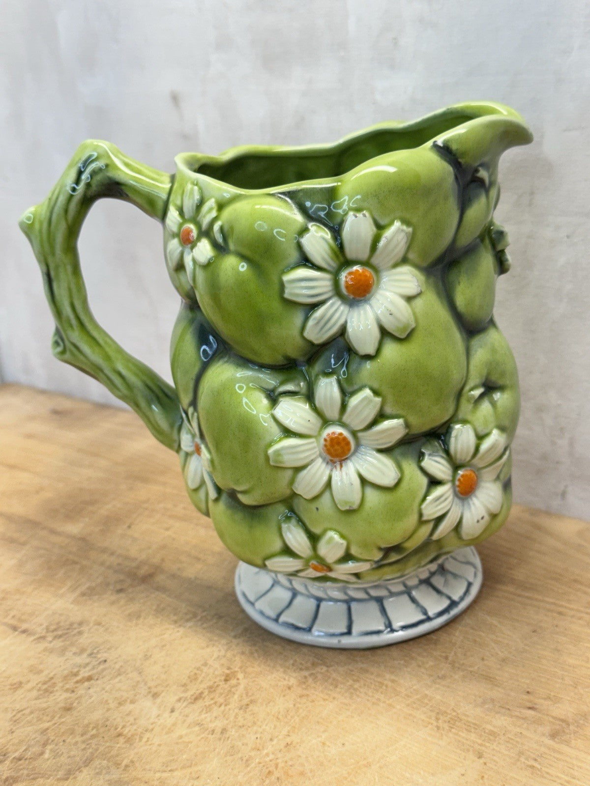 Vintage 1967 Inarco Daisy Green Pitcher #1477