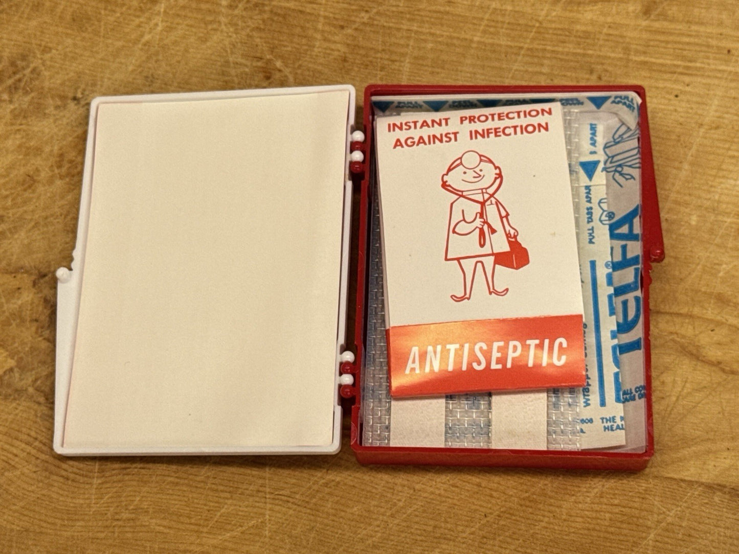 Rosendale Wisconsin First Aide Kit Advertisement Vintage #1191