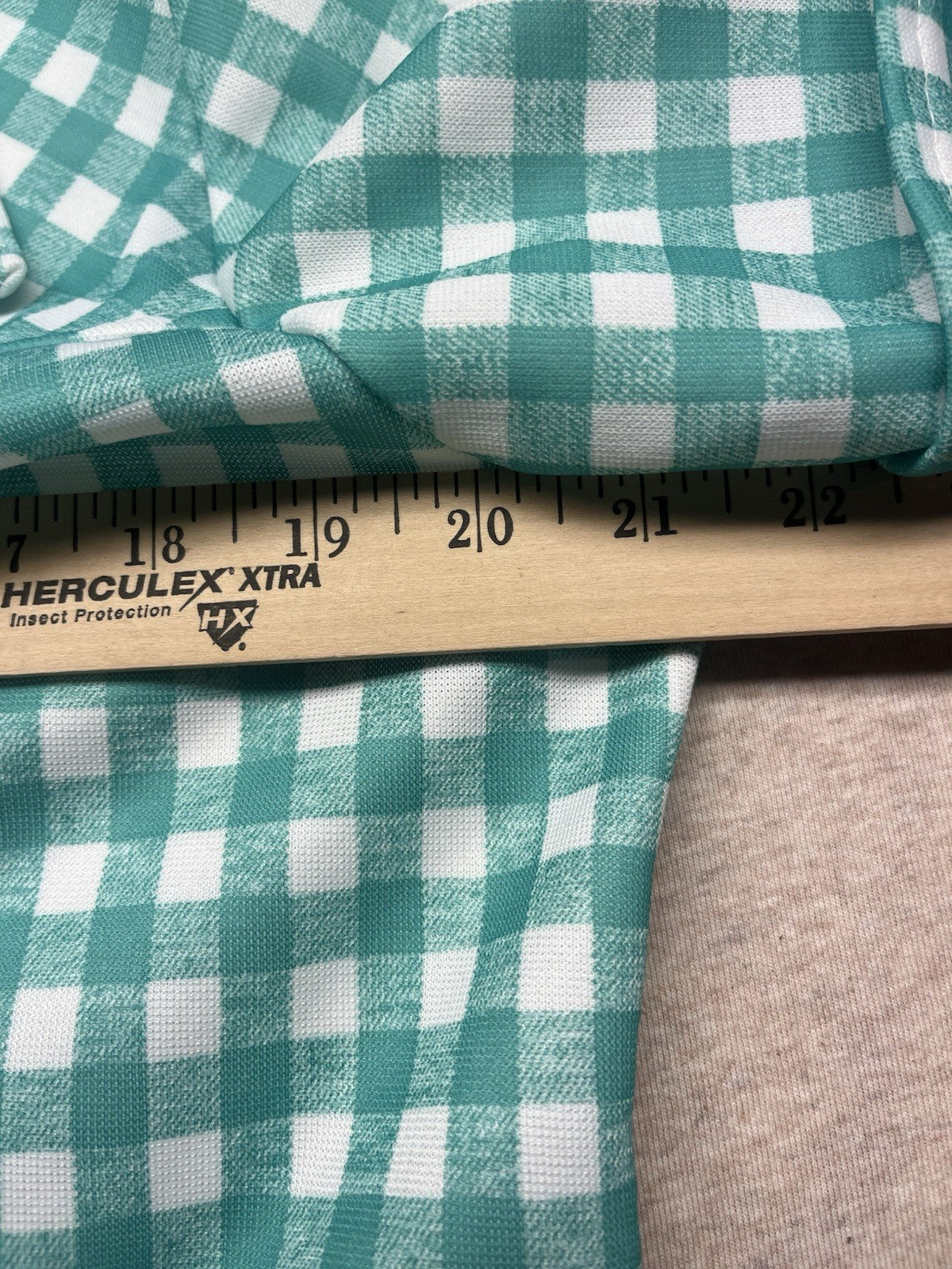 1970s Women’s Green Plaid S Sleeve knit Top W/pockets