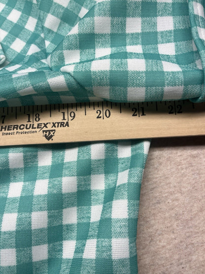 1970s Women’s Green Plaid S Sleeve knit Top W/pockets