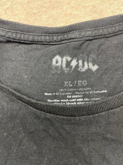 AC/DC Back In Black Tshirt Men’s XL