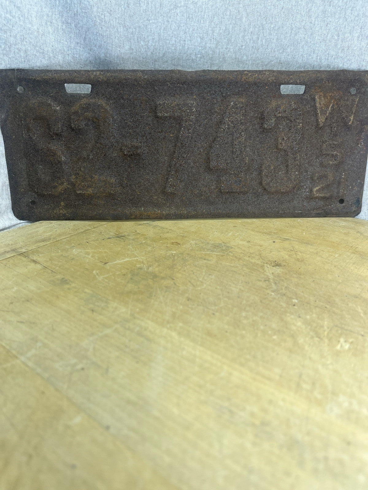 1921 Wisconsin License Plate 62-743