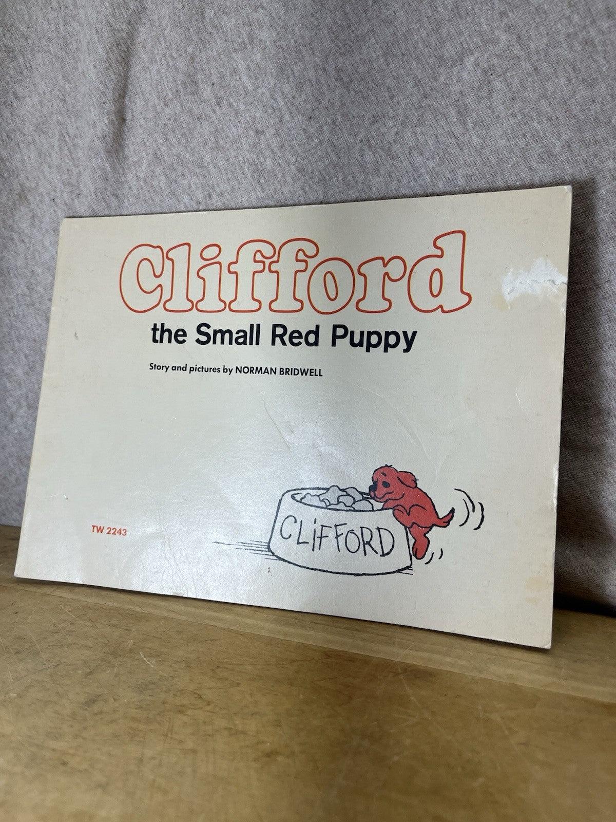 Clifford The Dog Book Vintage 