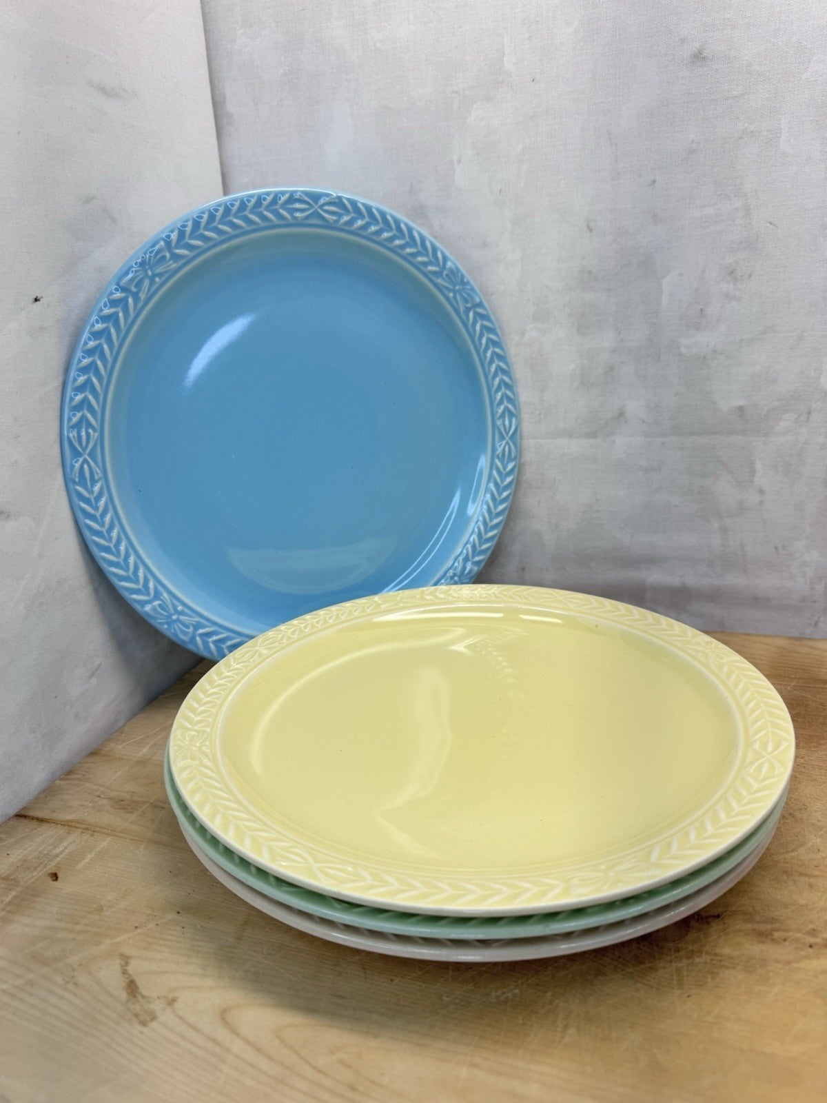 Set Of Four Laurella Dinner Plates Antique #1418