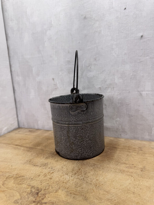 Enamel Gray Splatter Small Berry Bucket #S-1534