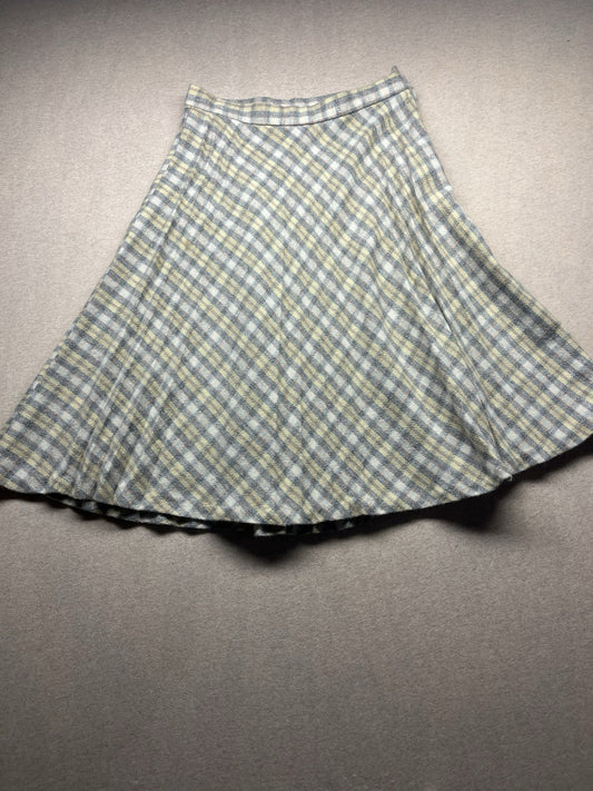 1960s Women’s Grey Plaid Wool Skirt