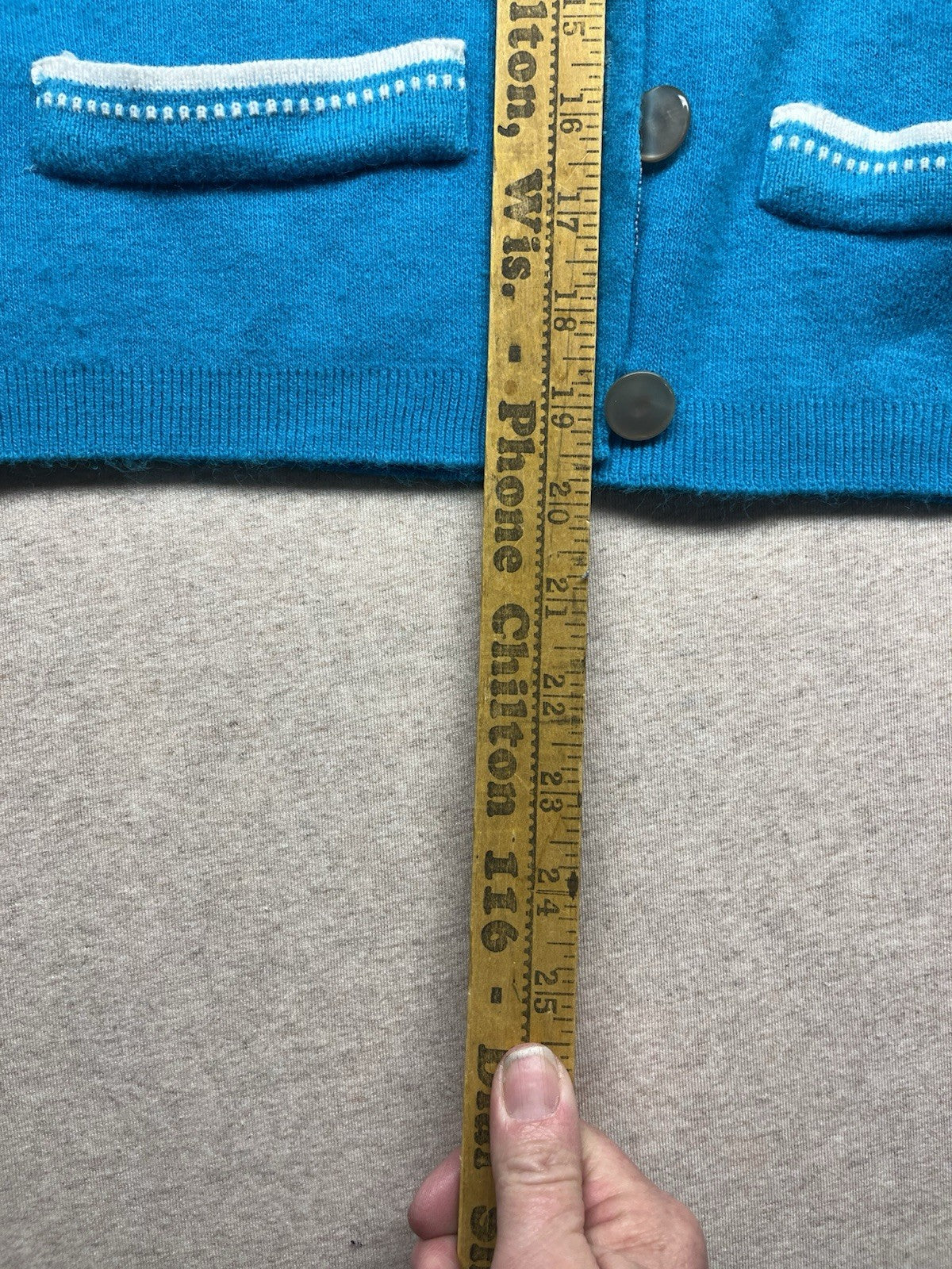 1950s Women’s Blue S Sleeve Sweater W/pockets