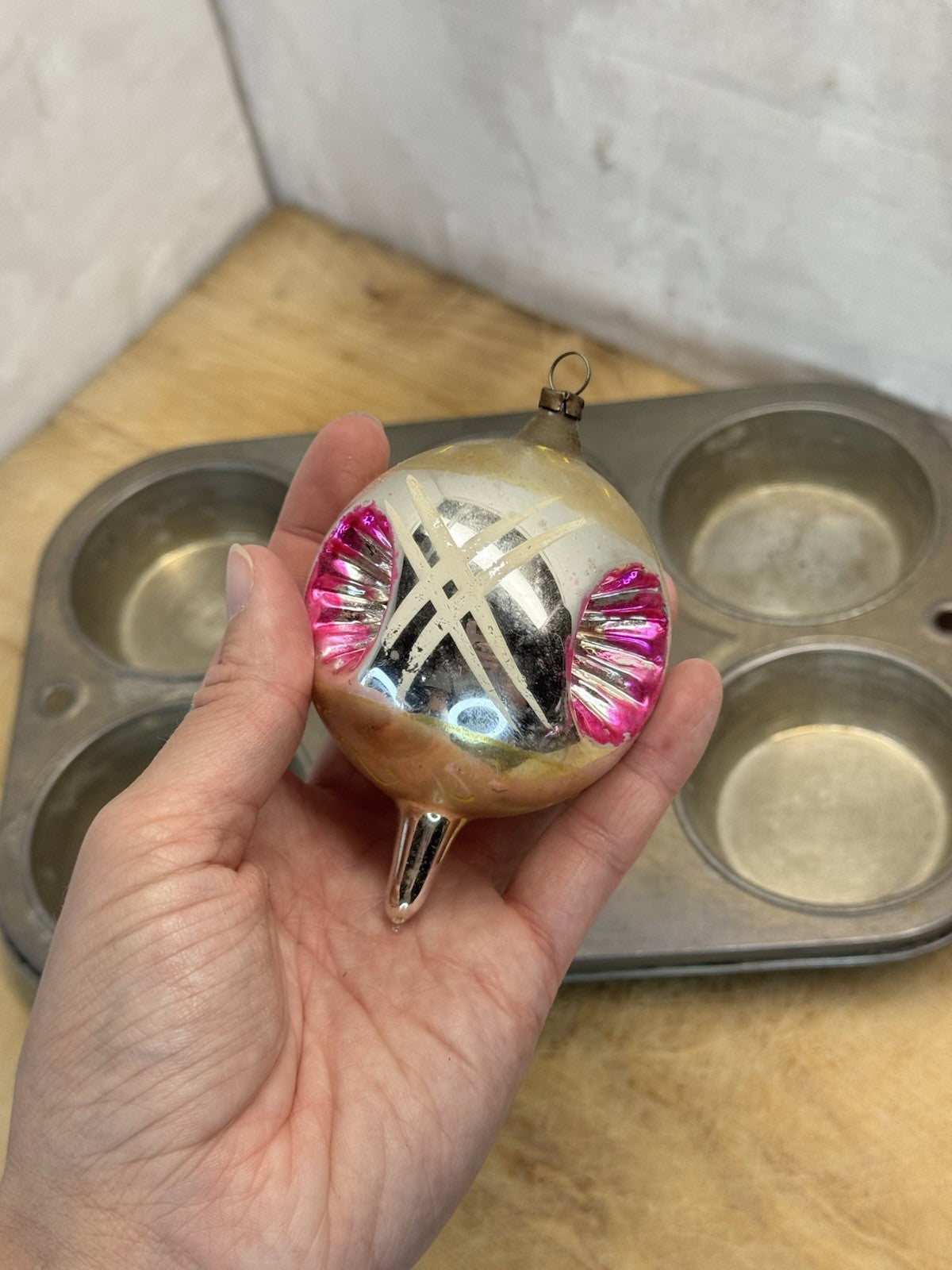 Triple Indent Vtg Christmas Ornament #1573