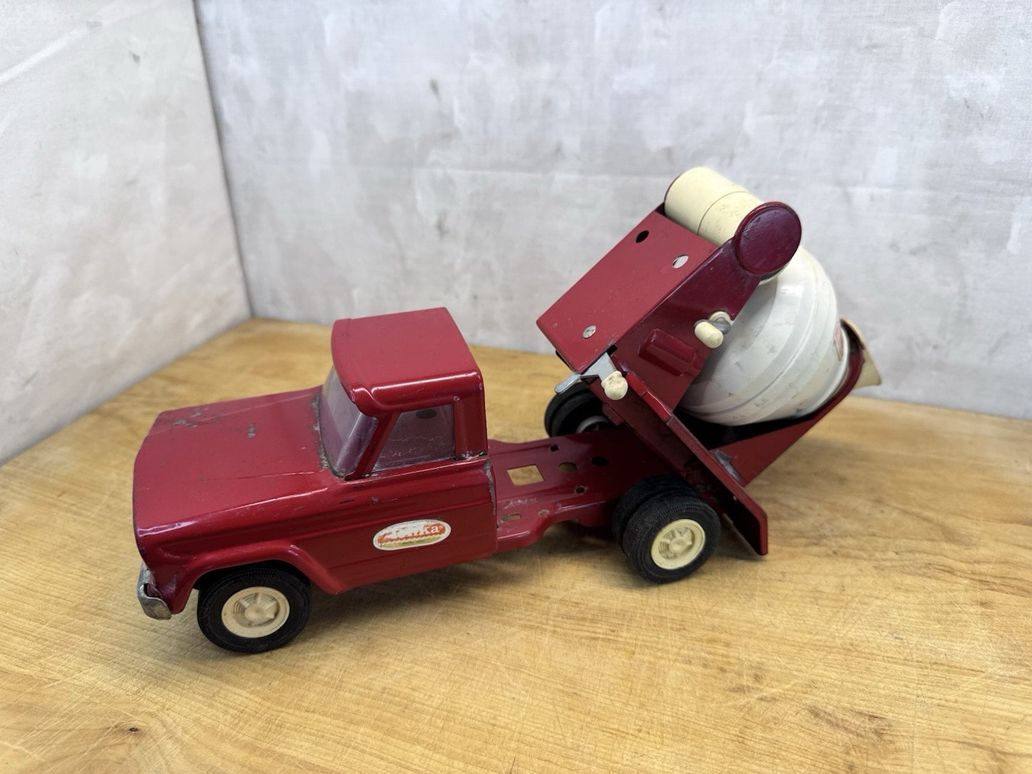 Vintage 1960s Tonka Cement Truck #1044