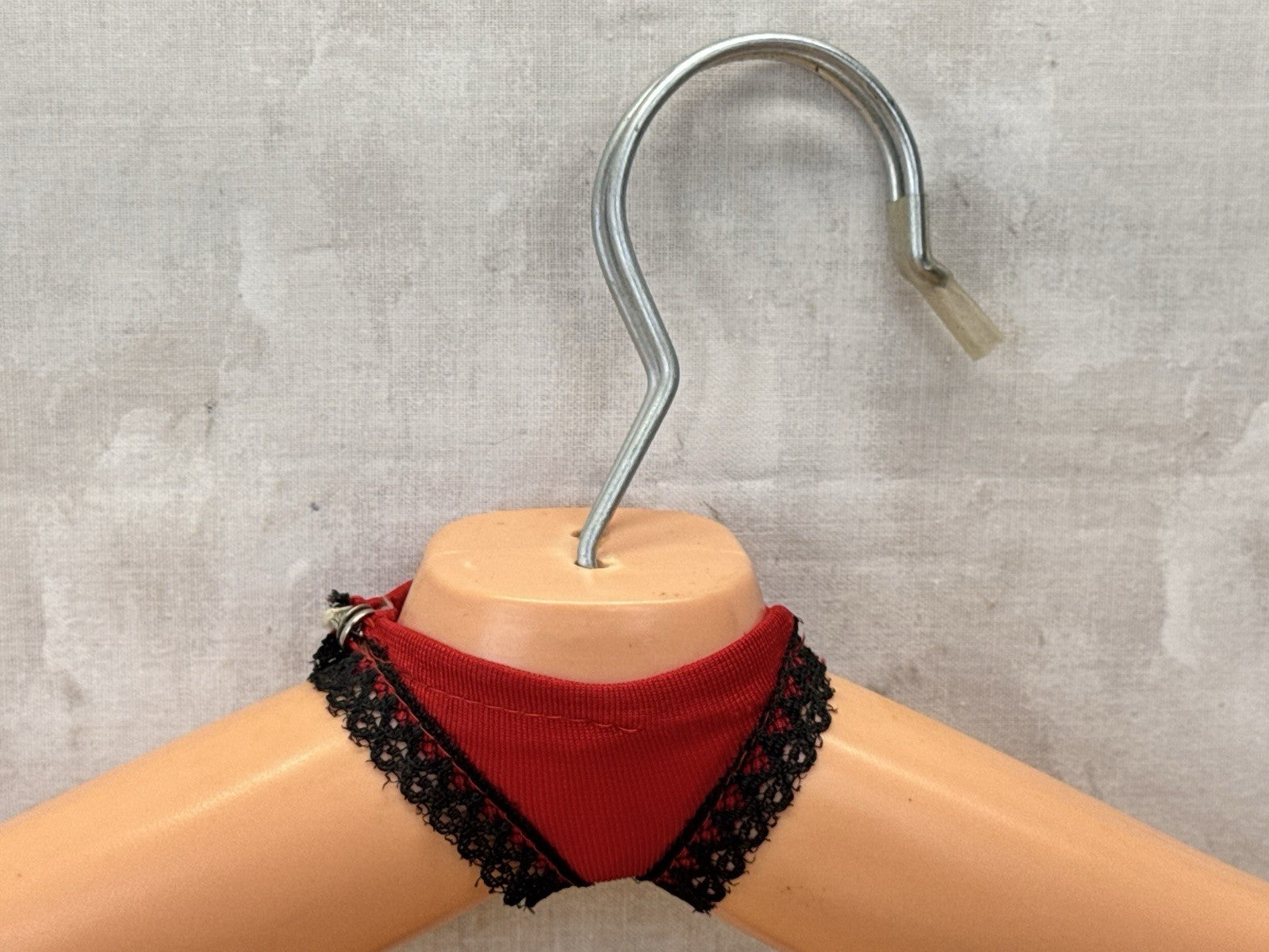 Japan Novelty Hanger #1071 Mancave