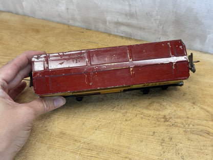 Lionel Lines #1679 Curtiss Baby Ruth Candy Yellow Train Box Car #S-1602