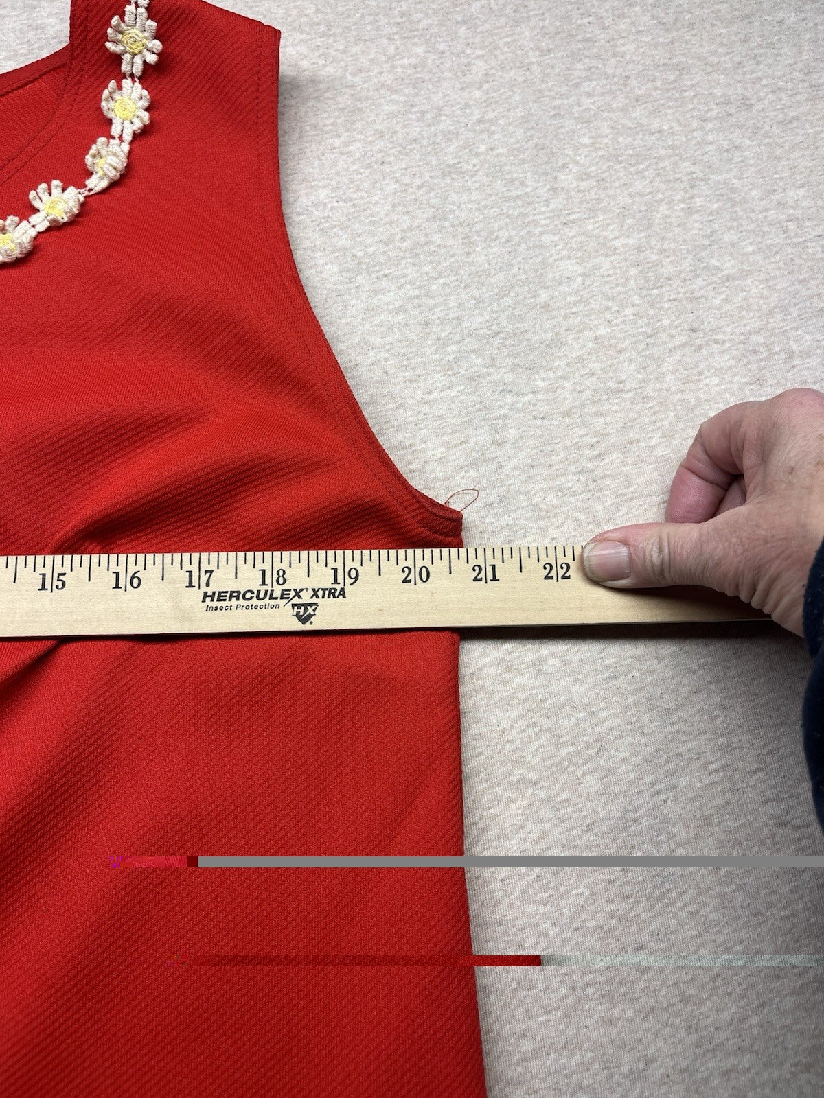 1960s Women’s Red  Appliquéd Knit Sleeveless Shirt