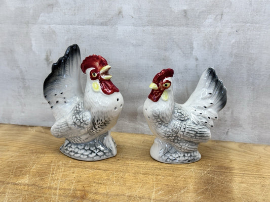 Rooster Hen Salt & Pepper Shakers Japan Vtg #1403