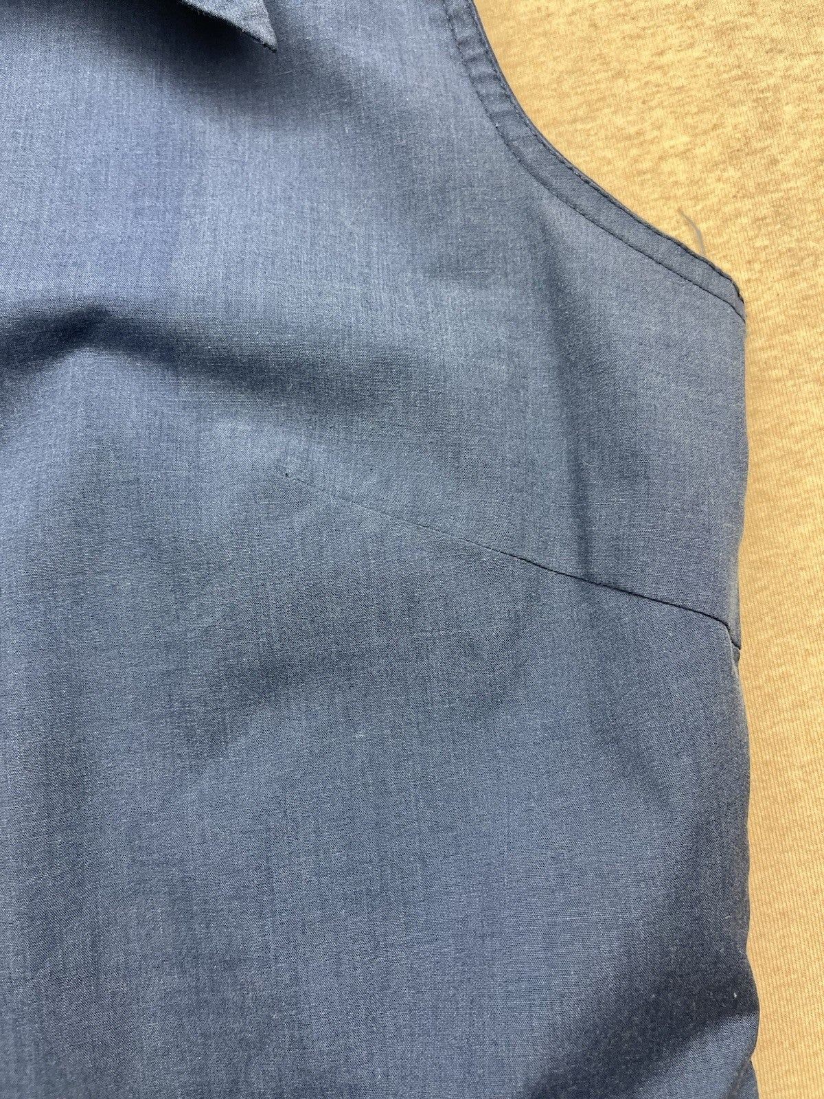 1960s Women’s Blue Classic Sleeveless Cotton Shirt