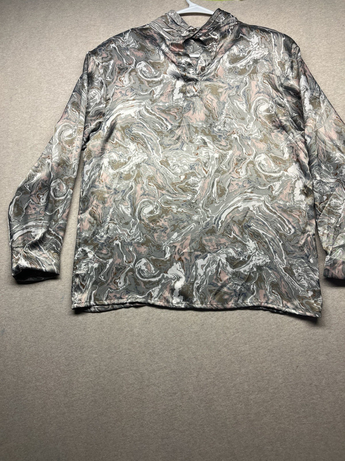 1980s Women’s 3/4 Sleeve  Brown Print Nylon Top Padded Shoulders