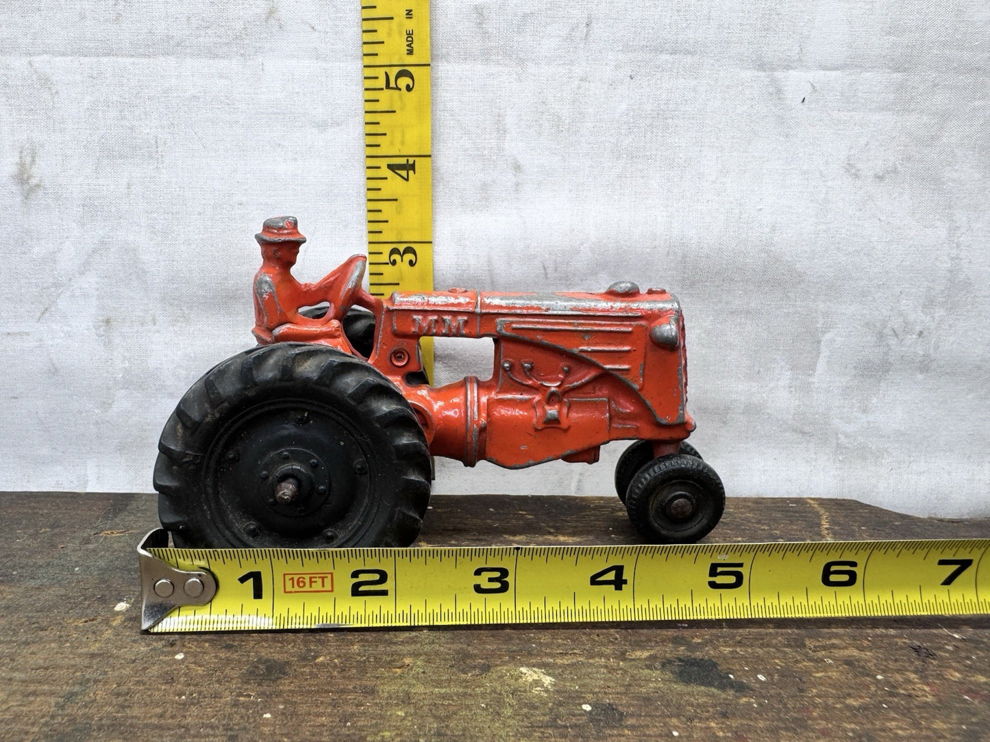 Red Tractor Vintage MM #1202