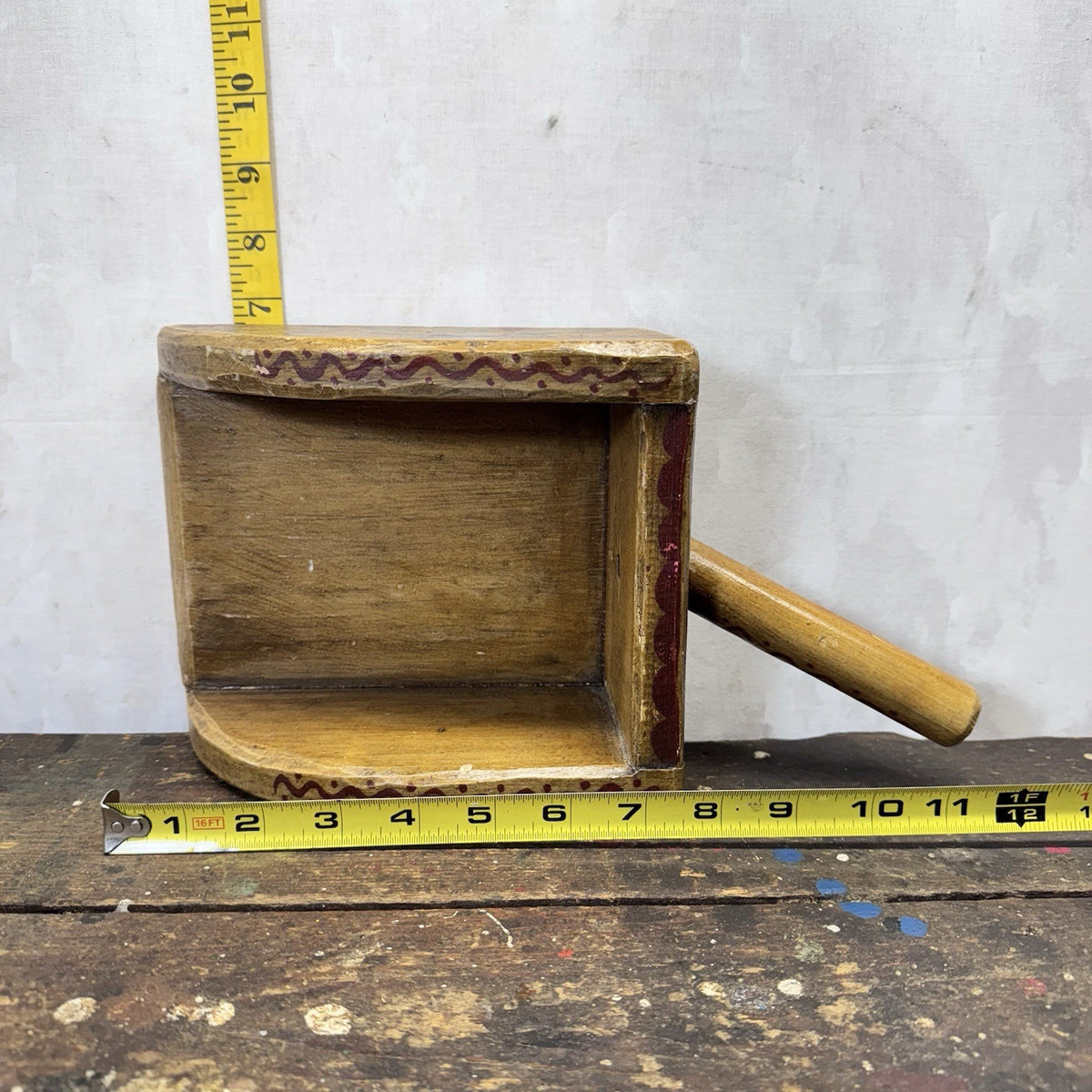 Wooden Folk Art Vintage Scoop Painted