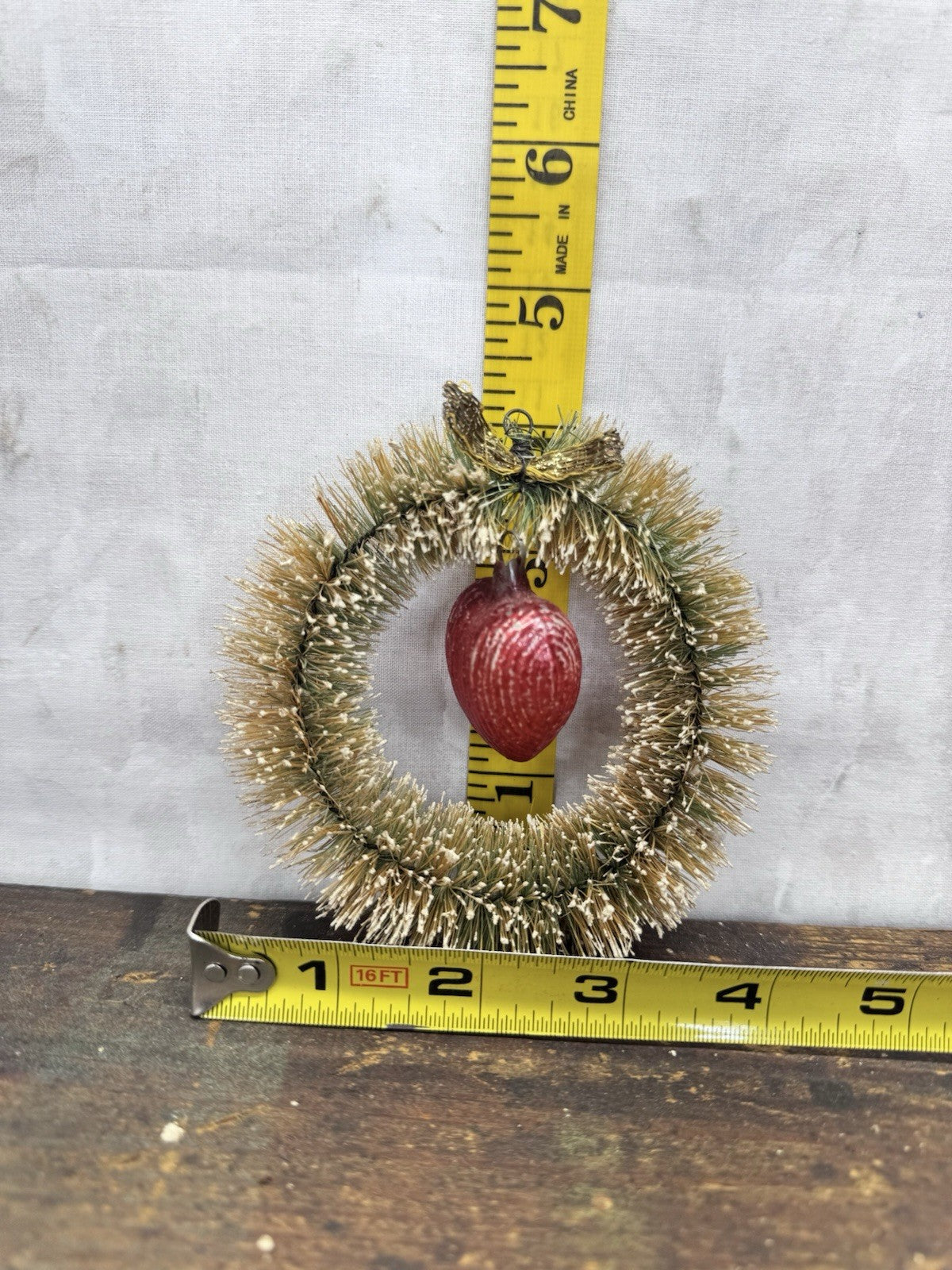 Victorian Ornament #1151