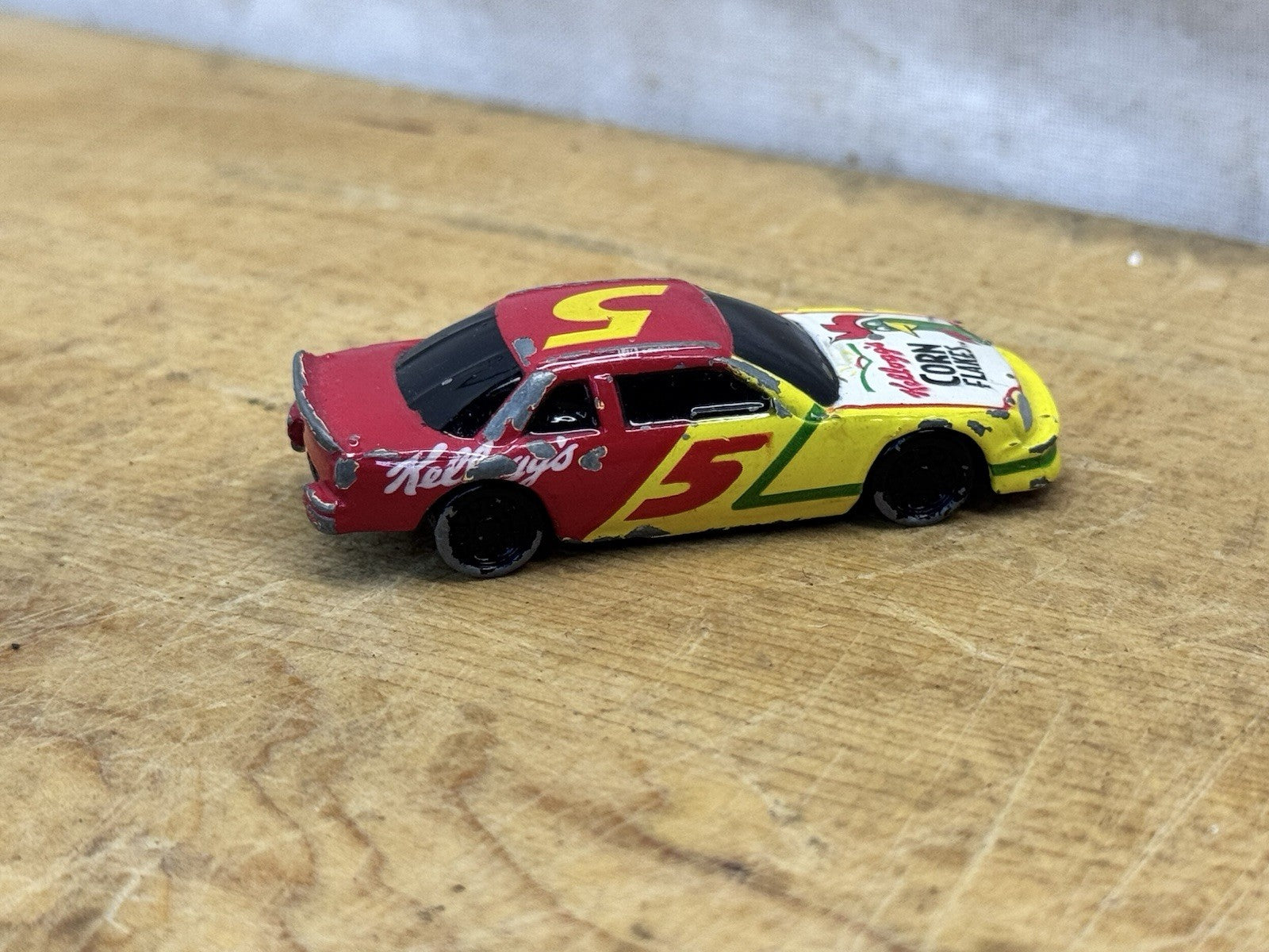 1995 Kelloggs NASCAR Racing Terry Labonte # 5 Collectible Mini Car #1353