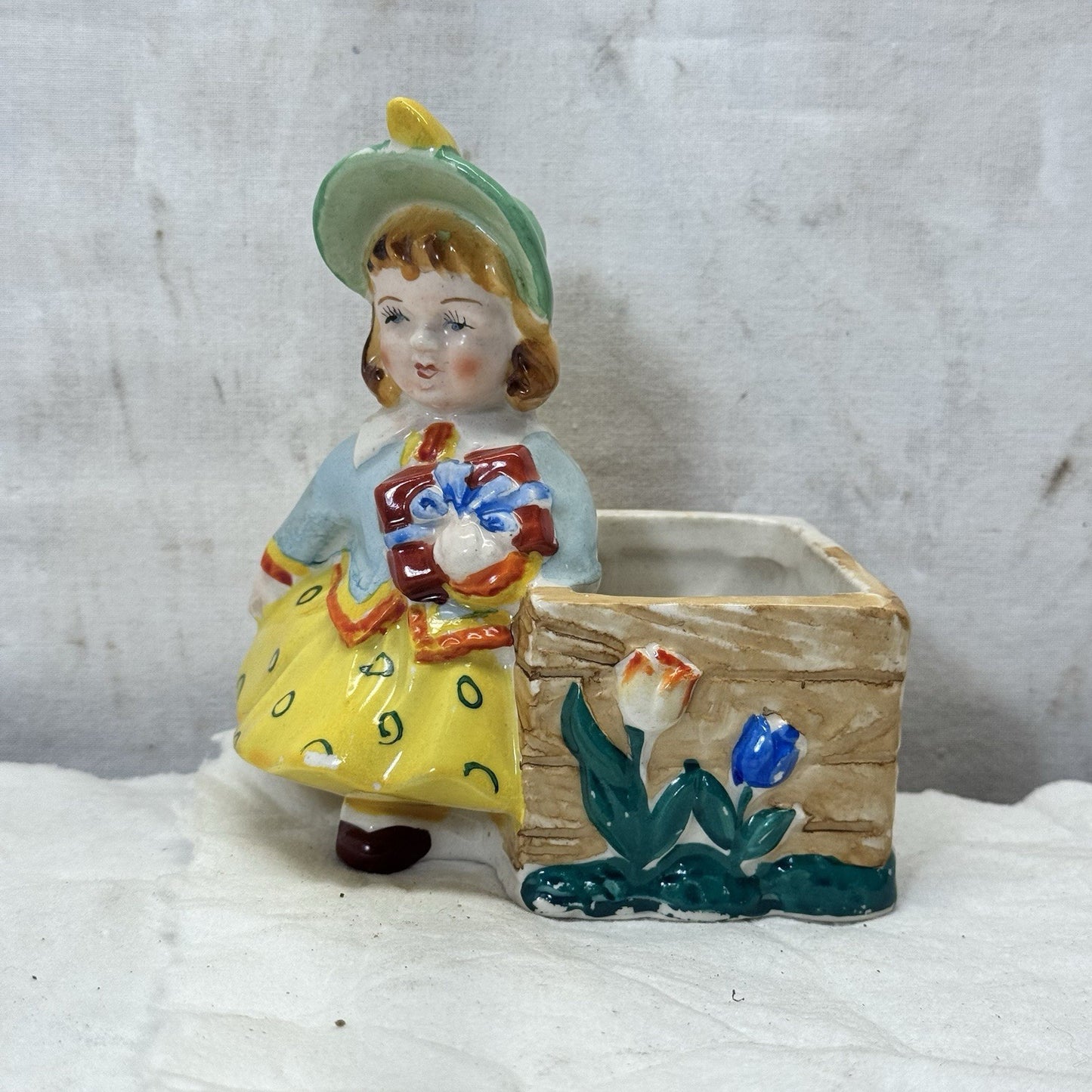 Girl Figurine Planter Vase Vintage Occupied Japan