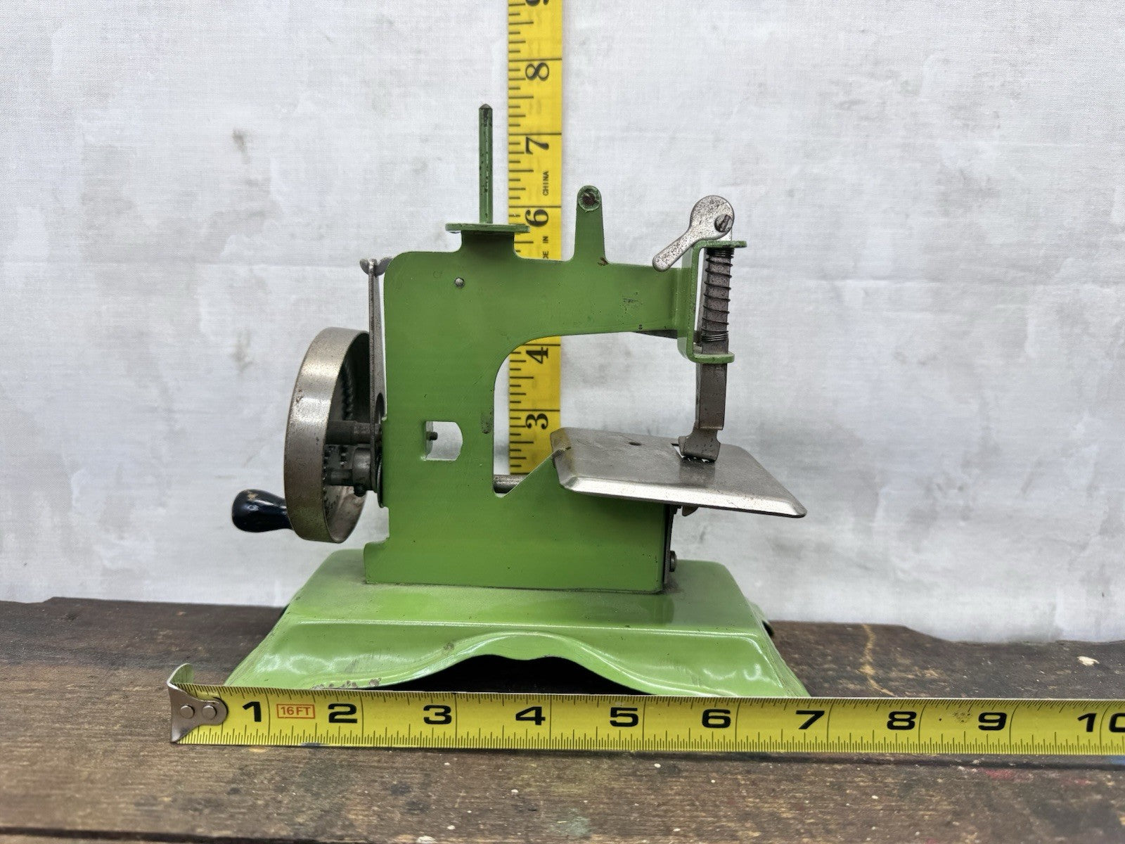 Antique Child’s Sewing Machine Green #1193