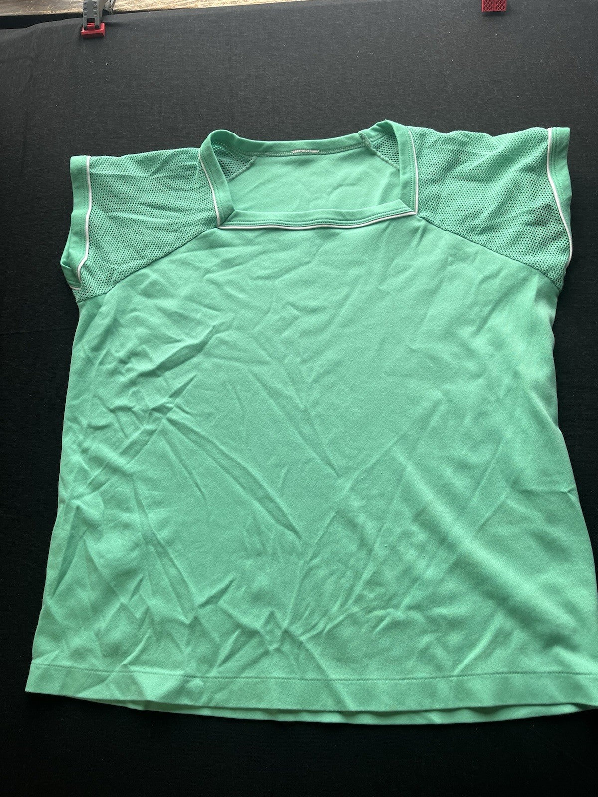 1980s Green S Sleeve Women’s Knit Shirt