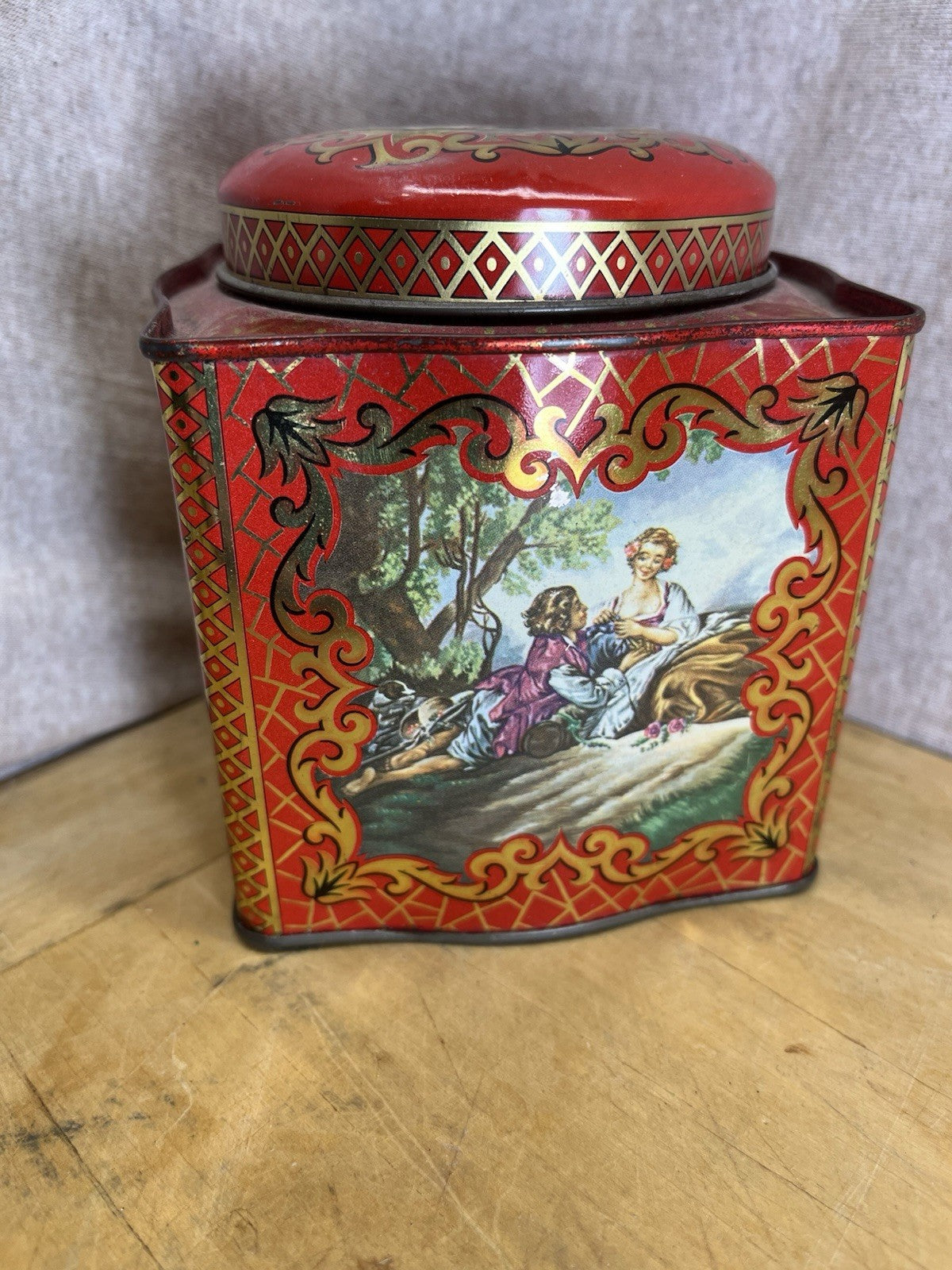 England Vintage Empty Tea Tin
