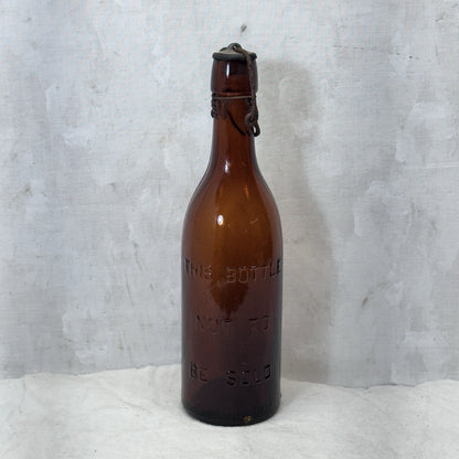 E.L Husting Milwaukee Wisconsin Brown Glass Metal Wire Top Beer Bottle Vintage