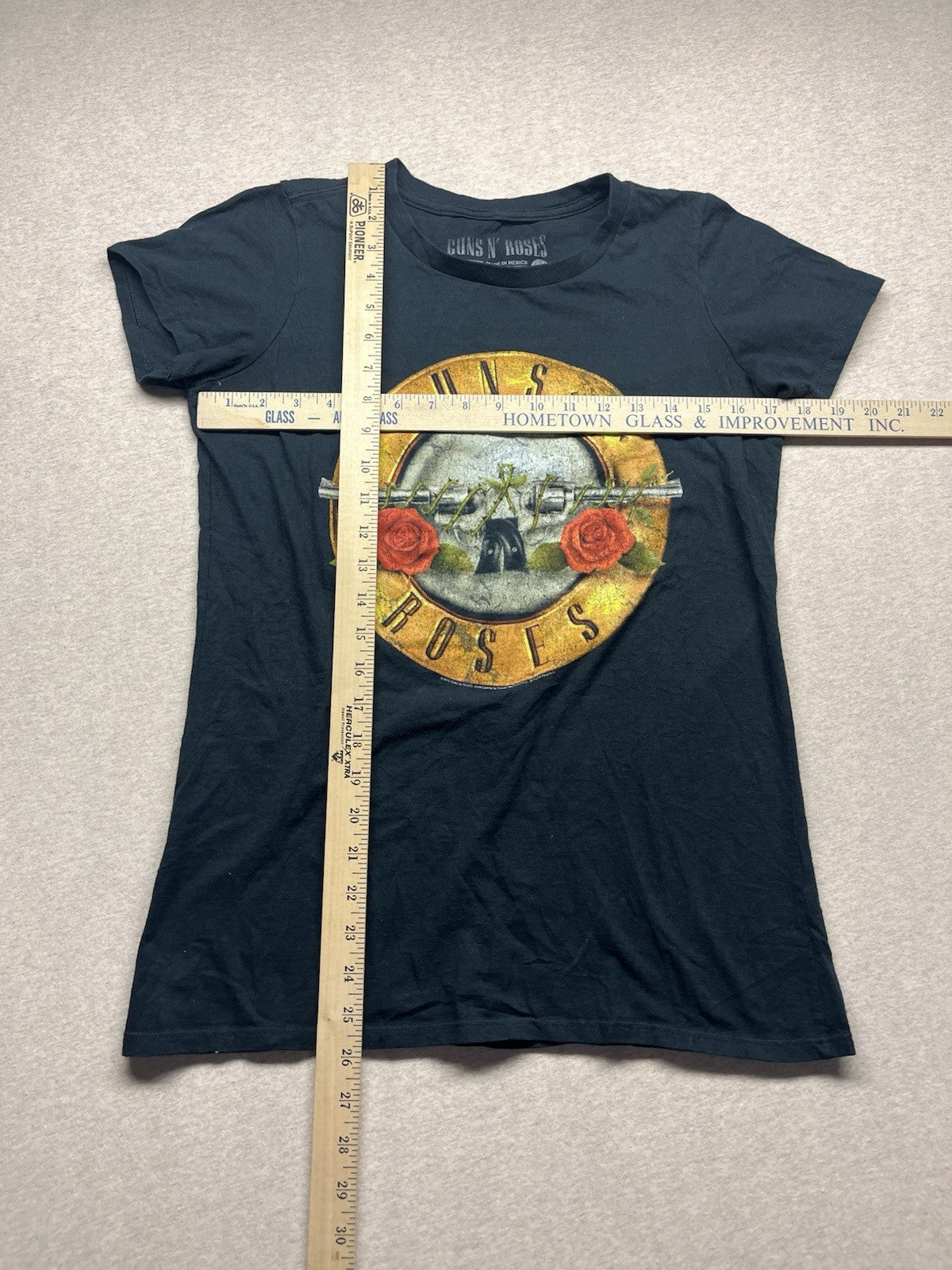 Guns And Roses Black Tshirt Lg