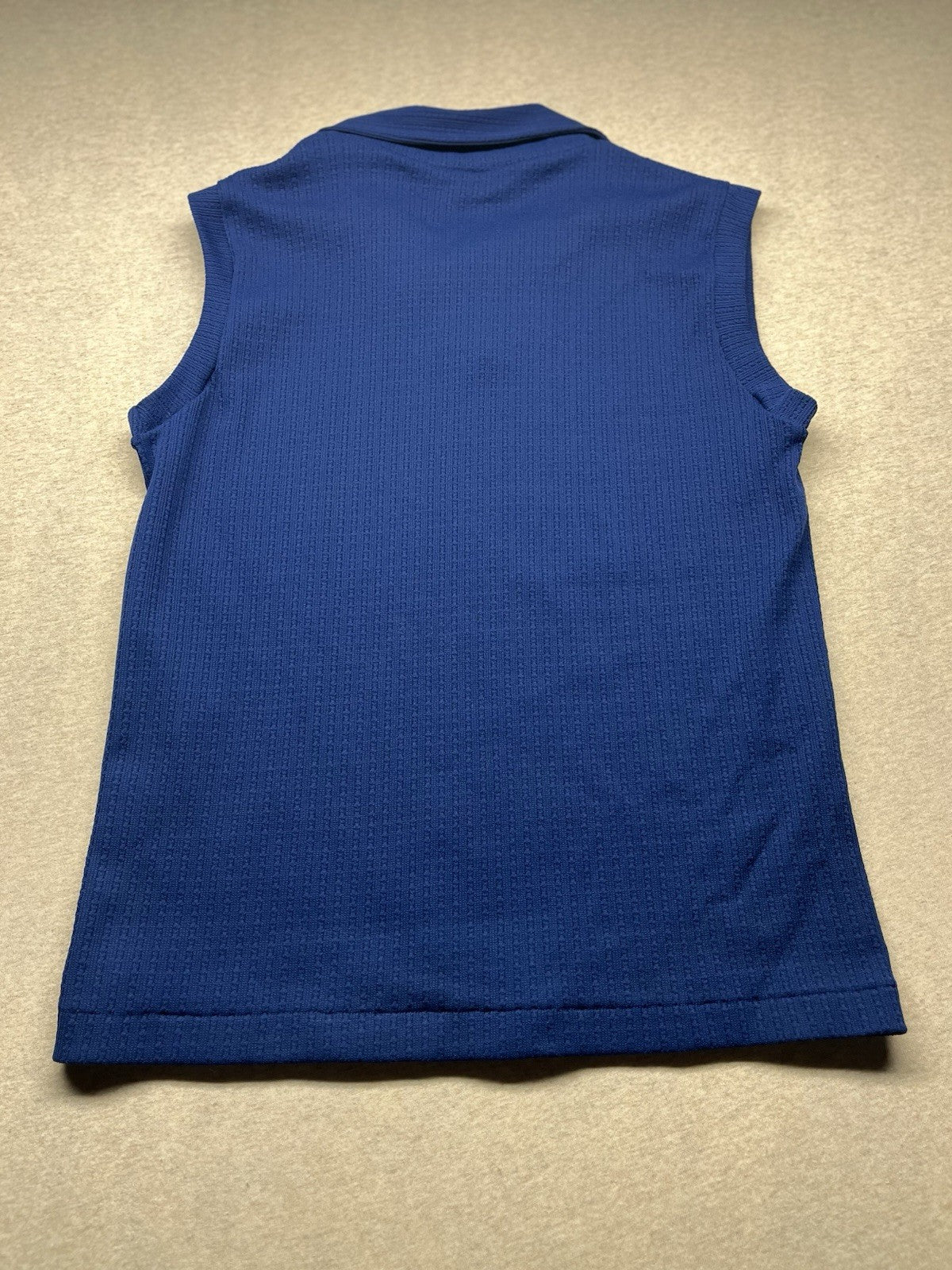 1970-80s Women’s Sleeveless Blue Knit Top