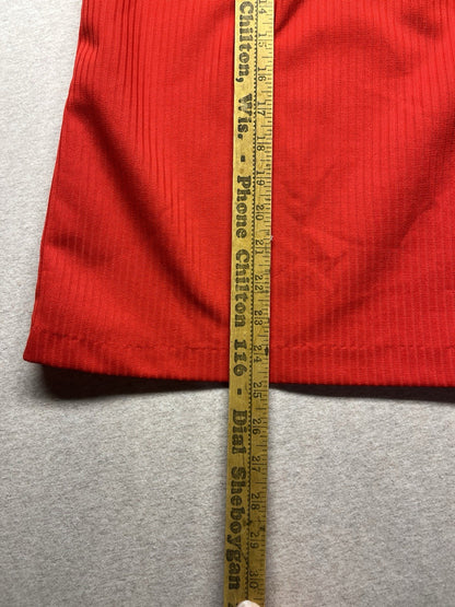 1960s Women’s Red Sleeveless Knit Top