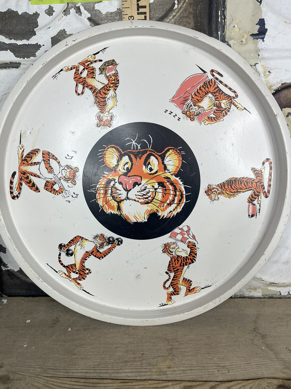 Vintage Esso Oil Tiger 13” Tray,man Cave, Collectible