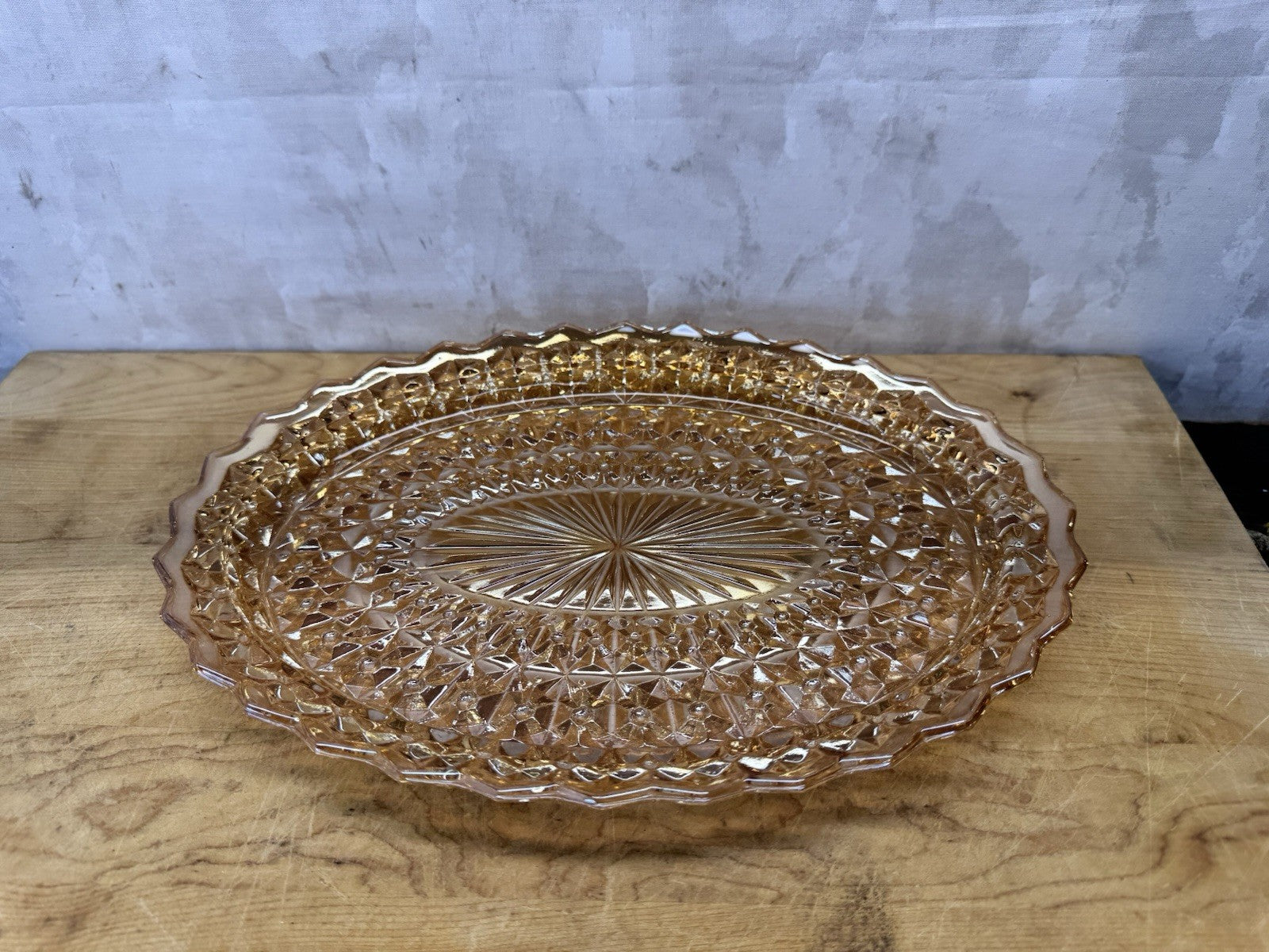 Carnival glass Jeanette #1085